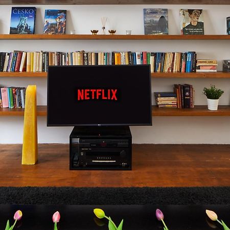 Prague Days - 1Bdr Apt W Netflix - Zizkov Tower 외부 사진