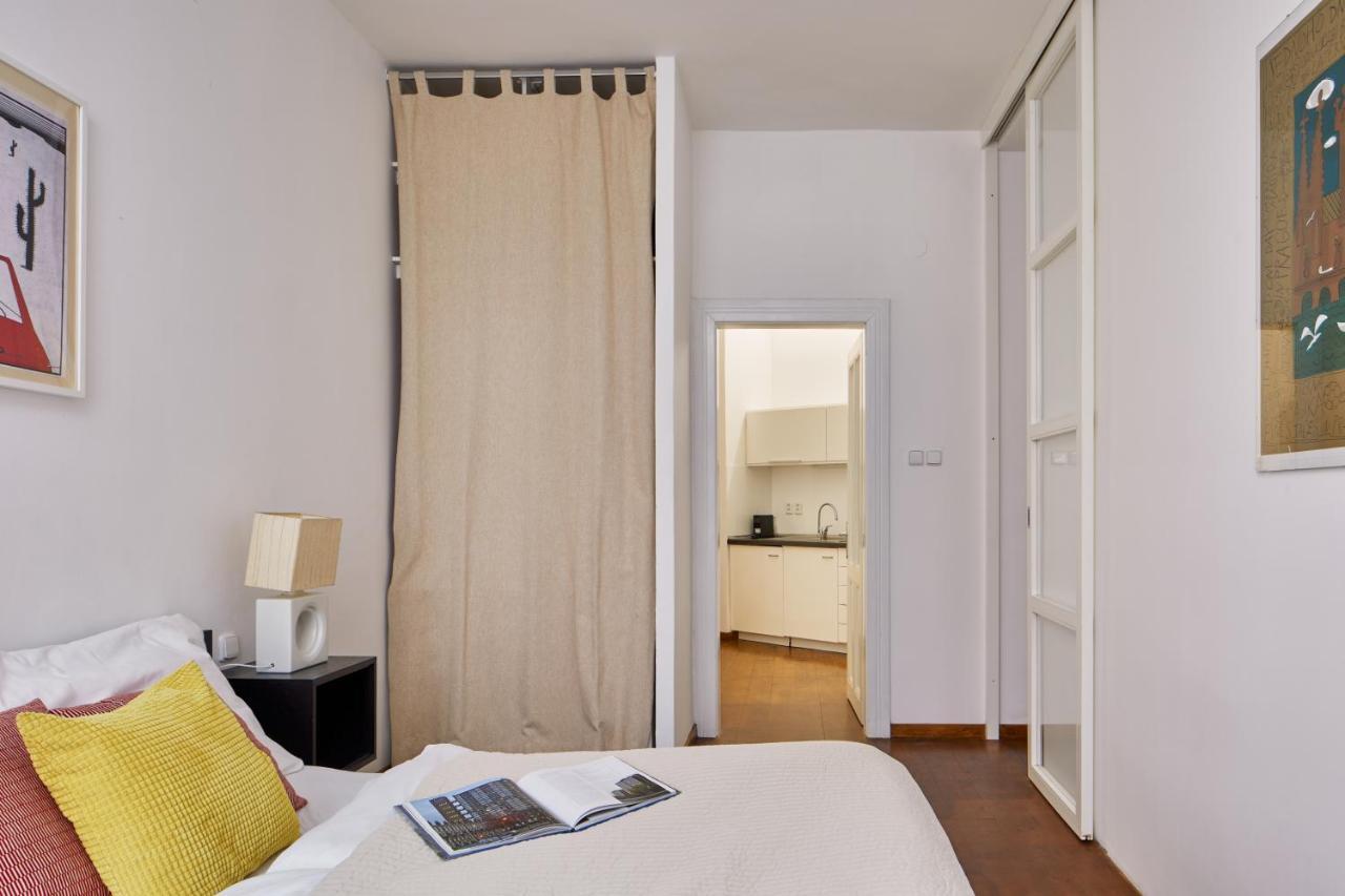 Prague Days - 1Bdr Apt W Netflix - Zizkov Tower 외부 사진